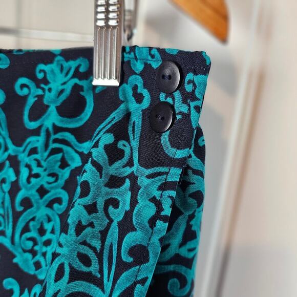 Vintage Sag Harbor Wrap Skirt Womens Size 16P Blue Abstract 90s Midi Preppy Boho - Picture 5 of 9